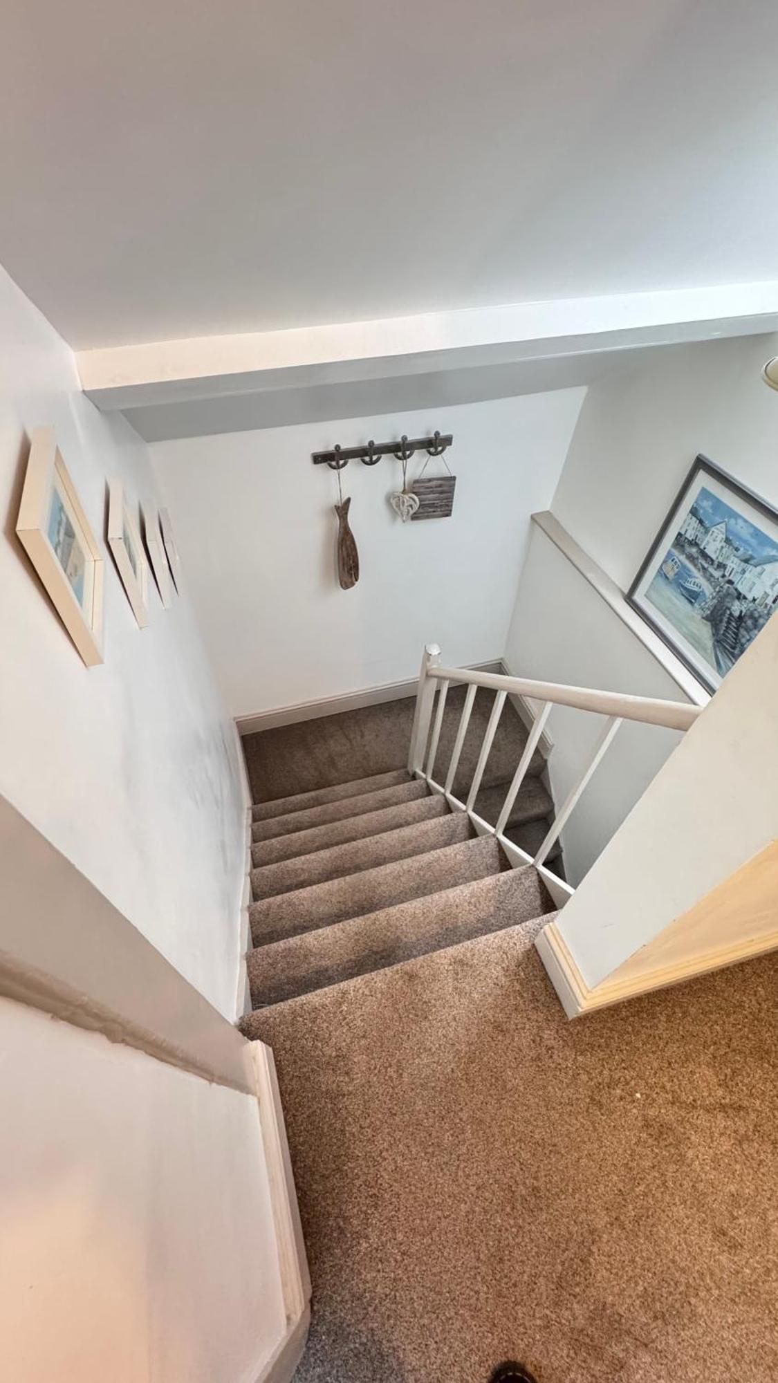 Nancie'S Place - Dartmouth Town Center With Private Parking - A Traditional Georgian Private Duplex Apartment - Beautifully Refurbished - Two Bedrooms, Bathroom, Kitchen And Lounge Diner Bagian luar foto